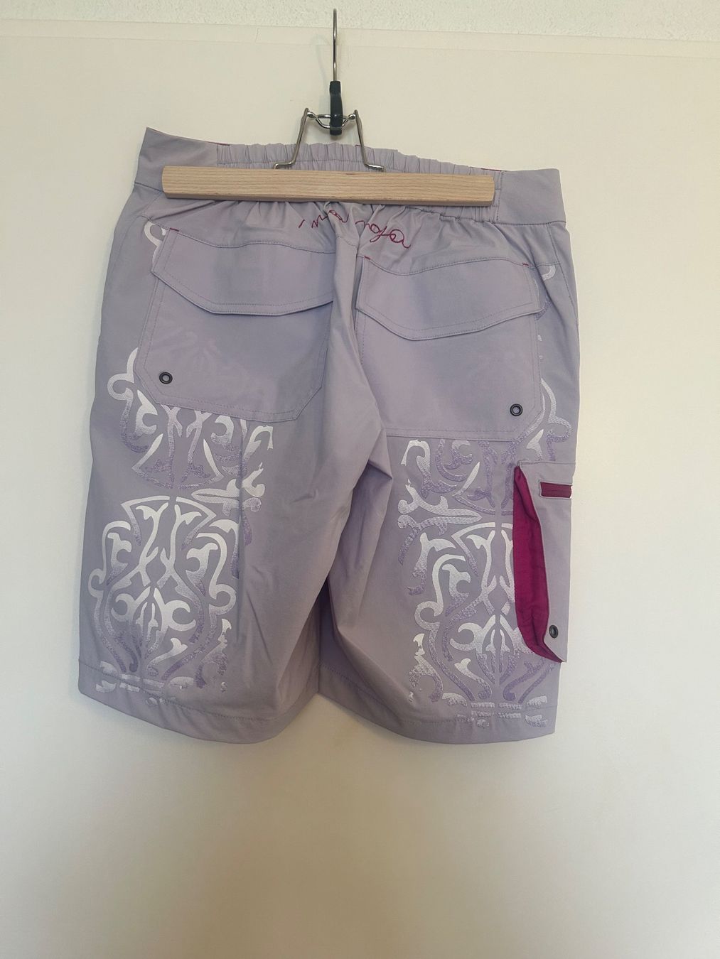 Pantaloni: Kurze Hose Damen Maya Maya – Nuovo (secondo la descrizione) da Bad Ragaz venduto da ocl_2fyc 1