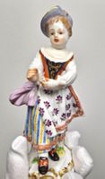 Meissen Porzellanfigur "Elegantes Mädchen"Meissner