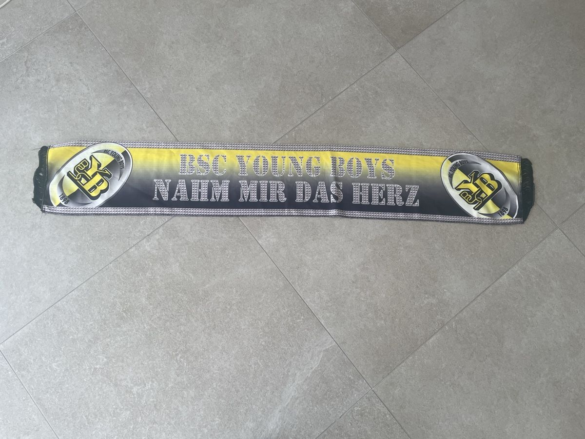 Sciarpe: Schal BSC Young Boys Bern Vintage – Usato da Genève venduto da jon_ydl8 1