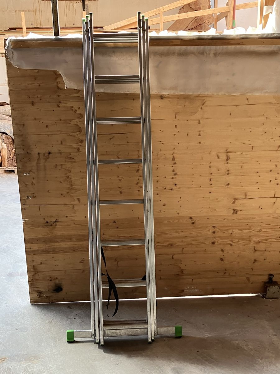 Scale: Leiter Aluminium 4.50m gut erhalten – Usato da Bazenheid venduto da inf_8kdv