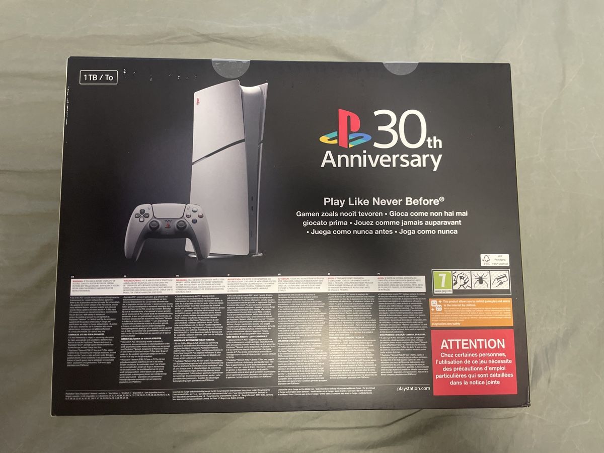 Sony Console: PS5 Digital Edition 30th Anniversary - Limitiert! – Nuovo e nell'imballaggio originale da Zürich venduto da Raph40 2
