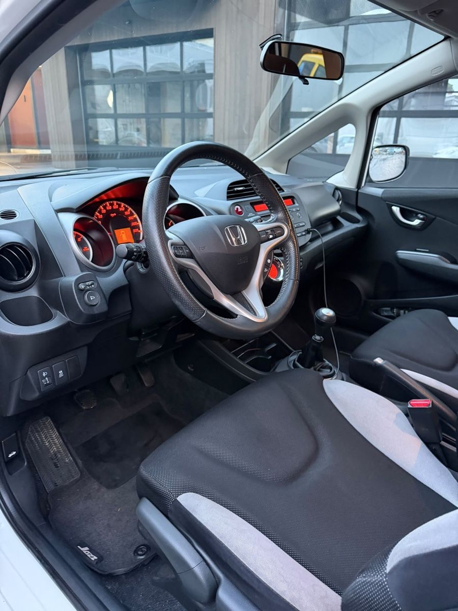 Honda Autos: Honda Jazz 1.4i – Gebraucht aus Thun von elinmathys 5
