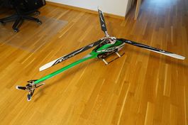  Forza 700 3D Heli  Kontronik / MKS / AXON  flugfertig