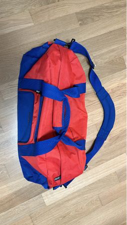 Sporttasche rot/blau