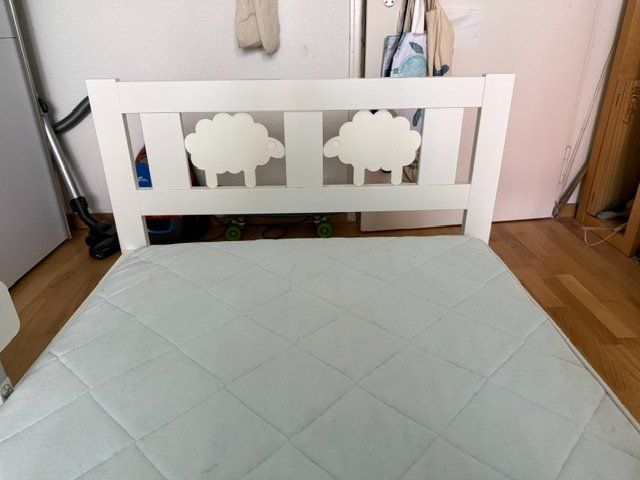 Ikea Letti: Kritter Juniorbett (IKEA), "Schäflibett" – Usato da Zürich venduto da Maggiatal