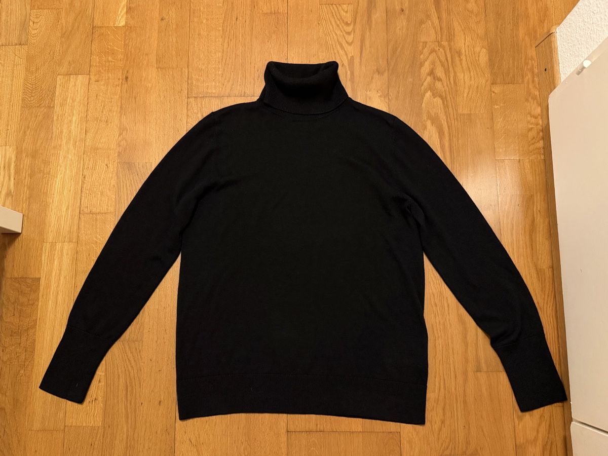 C&A Pulls & Sweat-shirts: Schwarzer Rollkragenpullover, C&A, Grösse M. – D'occasion à Adliswil par StephanieAnnina 1
