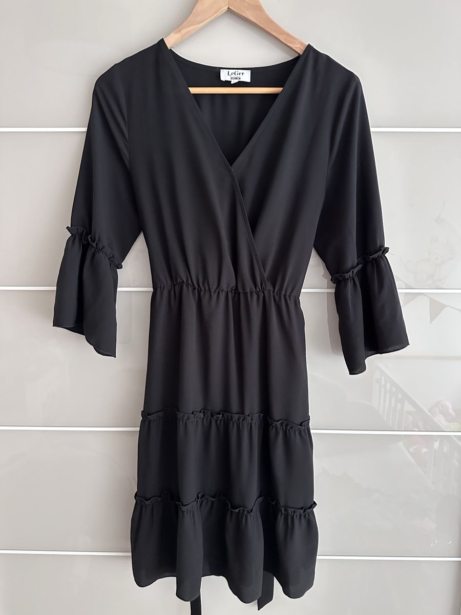 Kleider: Schönes schwarzes Kleid, Grösse 38 – Gebraucht aus Basel von Meli-92