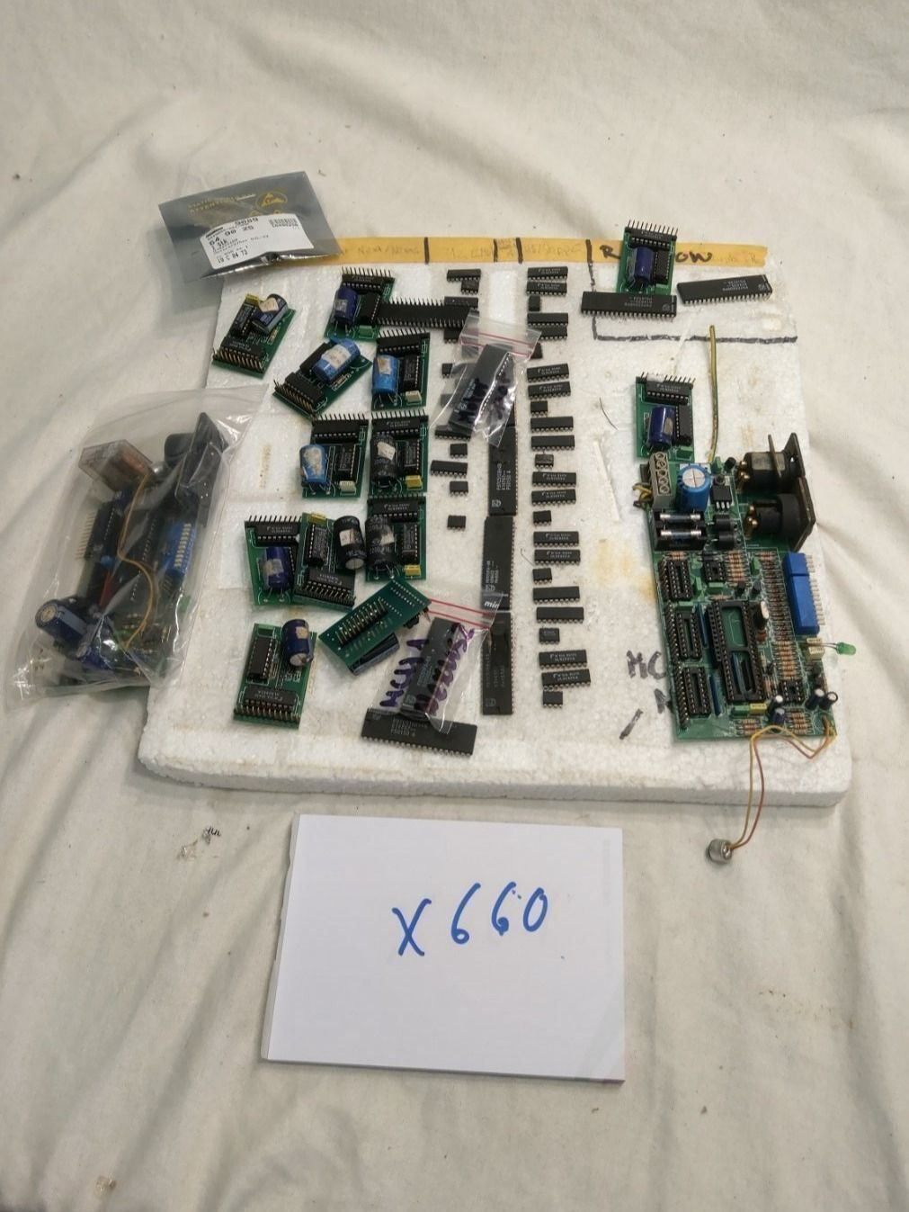 Componenti elettronici: Grosses Movinghead Ersatzteilset (x660) – Nuovo (secondo la descrizione) da Däniken SO venduto da Profog1 4