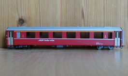 RhB 1. Kl.wg  rot Bemo H0m Artnr 3242 120