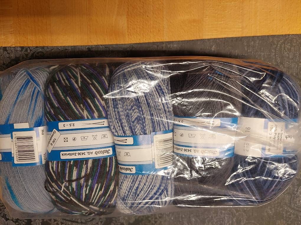 Lana: 5x100g Sockenwolle  – Usato da Rothrist venduto da lil_6mn9