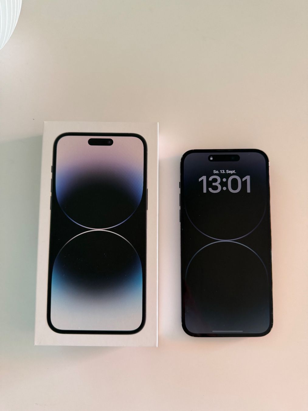 Apple Telefoni cellulari / Smartphones: iPhone 14 Pro Max, schwarz, 256gb – Usato da Herrliberg venduto da simon010939