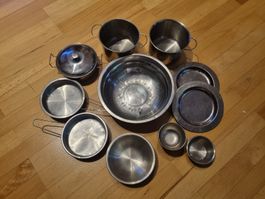 Chromstahl für die Puppen-Küche - gebracht