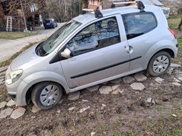 Renault Twingo ab Platz