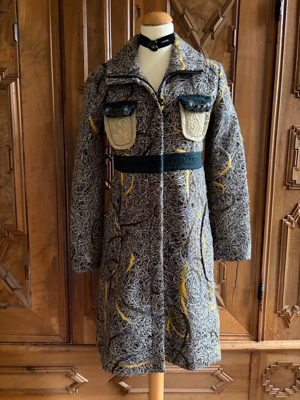 Desigual Manteaux: DESIGUAL Mantel  Gr. 38EU – D'occasion à Interlaken par Bona55