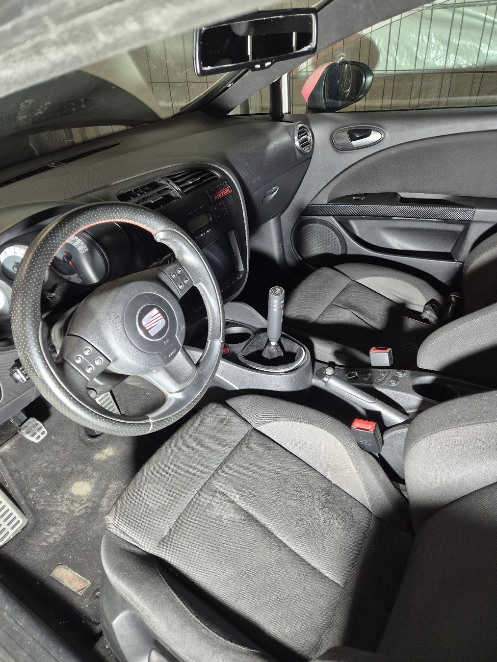 Seat Automobili: Seat leon 2.0fr tfsi  – Usato da Madiswil venduto da flu_5ly2 5