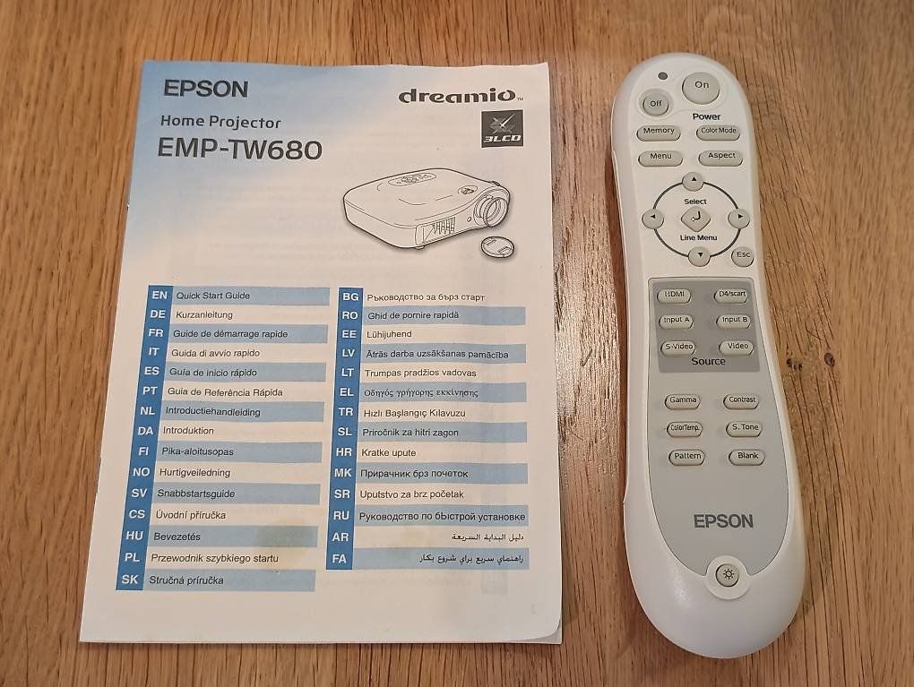 Epson Proiettori: Epson Beamer Projektor EMP-TW680 70.- – Usato da Zürich venduto da She10 3