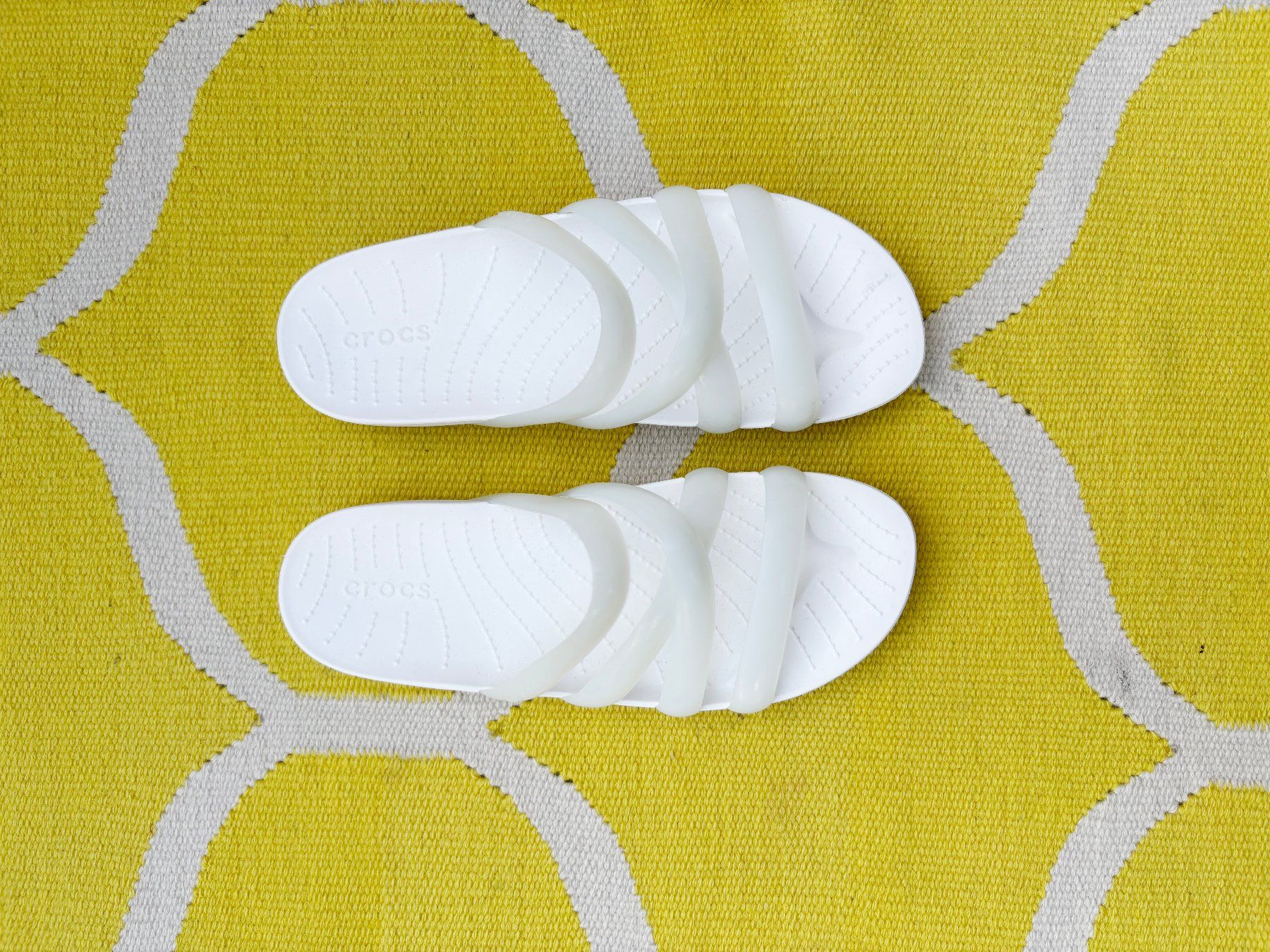 Crocs Scarpe da donna: Crocs W's SplashGlos StrapSandal – Usato da Basel venduto da descendant