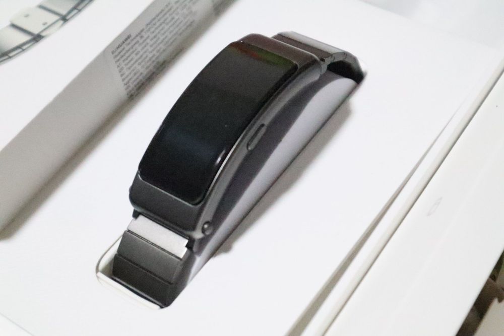 Huawei talkband b6 online elite