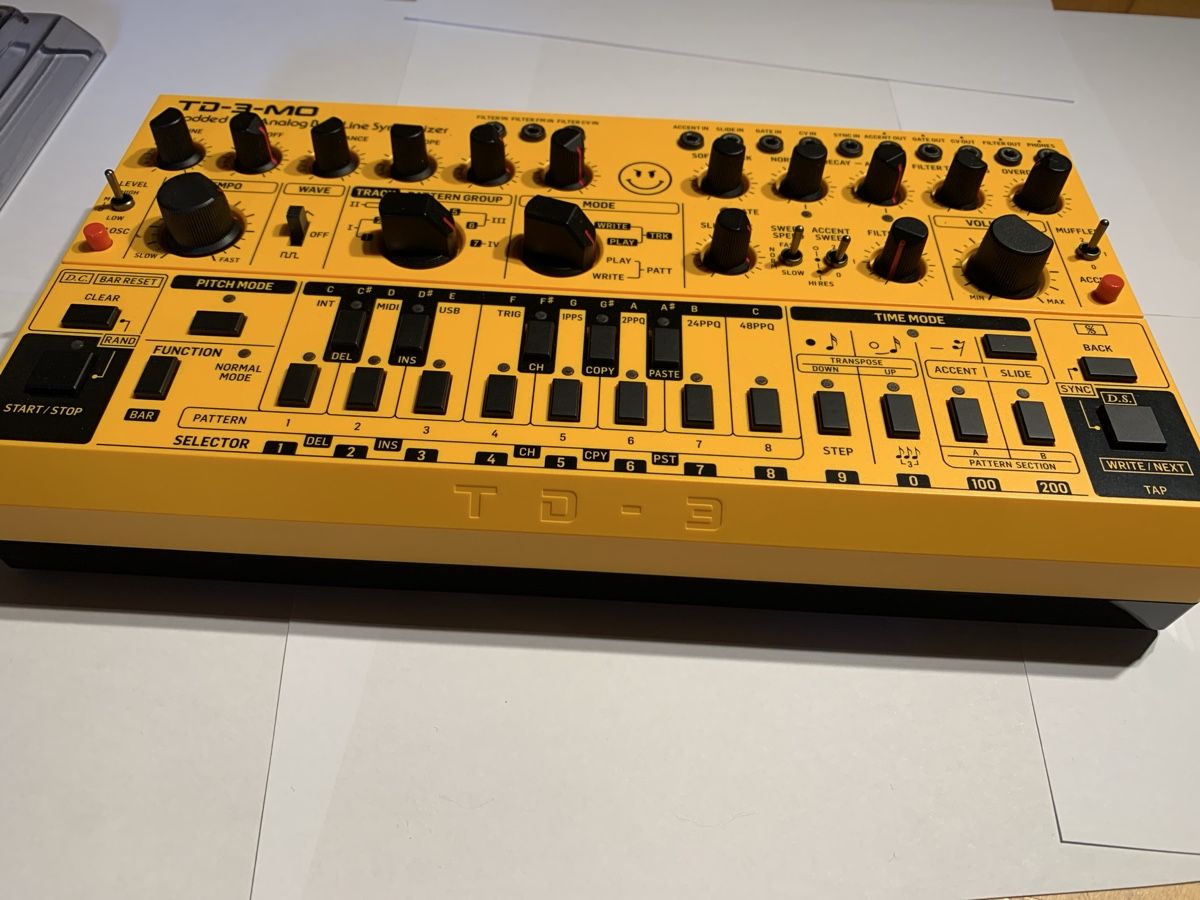 Behringer Strumenti musicali: Behringer TD-3-MO mit Decksaver – Usato da Luchsingen venduto da DragonOfFire 3