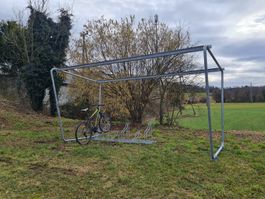 Schöne Velounterstand Fahrradunterstand 4m