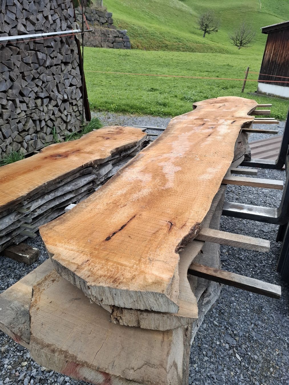 Articoli in legno: Birnbaum Bretter / Stamm – Nuovo (secondo la descrizione) da Lachen SZ venduto da philip090 2