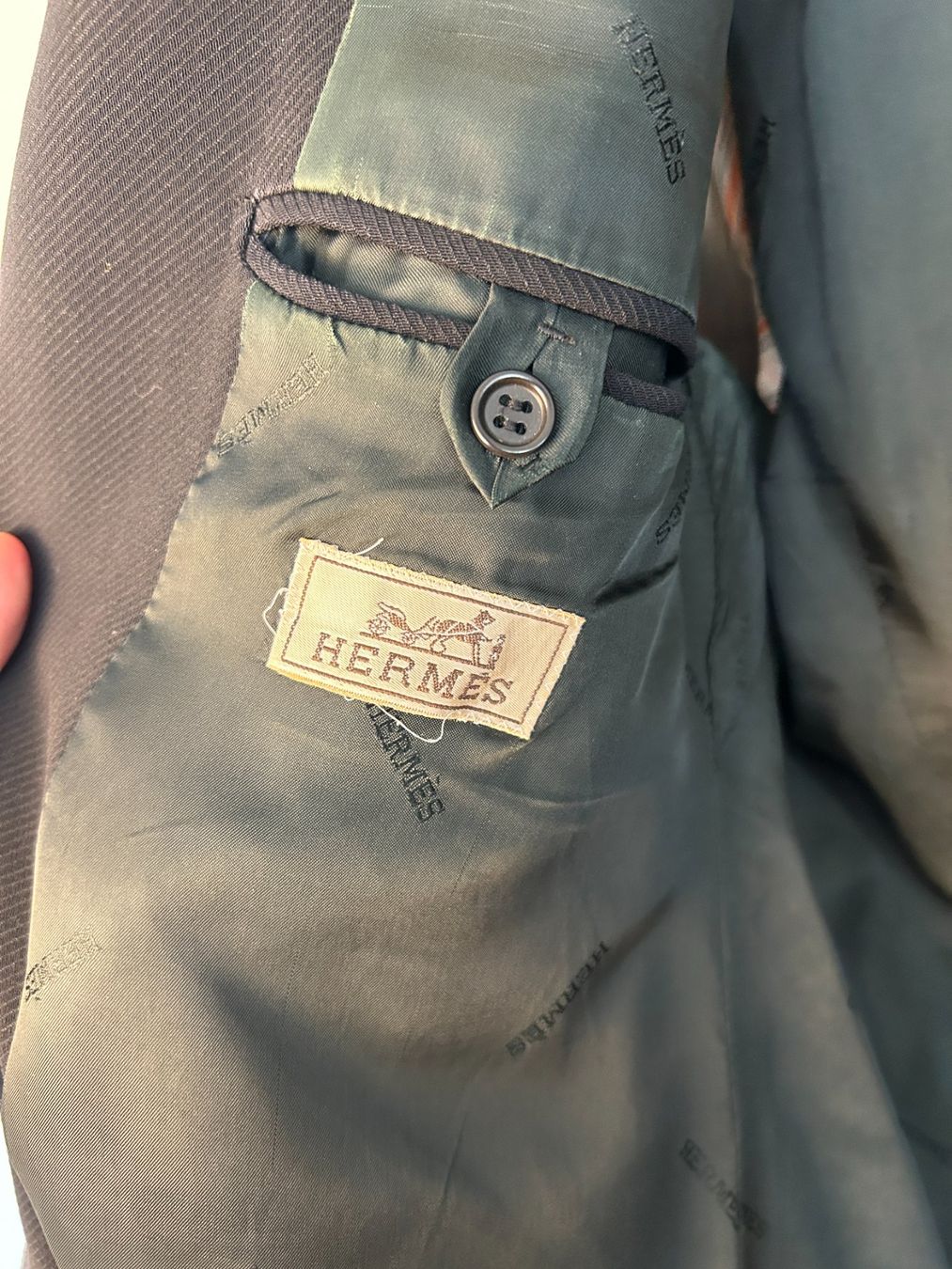 Hermès Jacken: Hermès Black Silver Button Blazer – Gebraucht aus Bern von kurtikobolt74 4