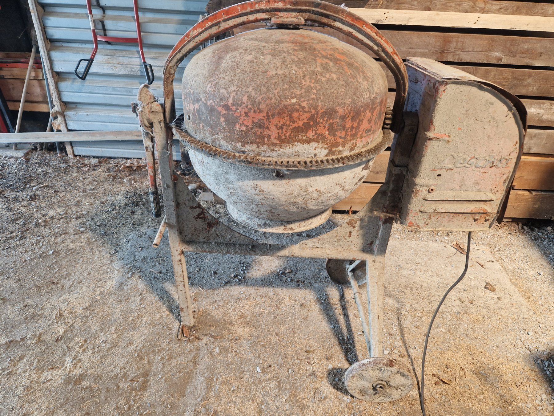 Toutes les machines: Betonmischer – D'occasion à meiringen par mac2550
