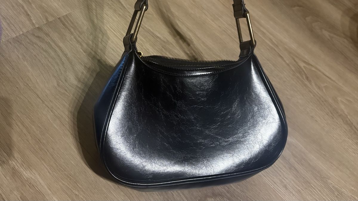 Sacs femmes: Handtasche in Schwarz – D'occasion à Bern par best.secondhand 1
