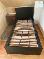 Bettgestell und Lattenrost IKEA mit Kopfteil
