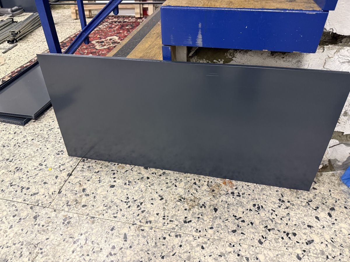 USM Haller Blech Anthrazit 750 x 350 (Gebraucht) in Bern für CHF 29 ...