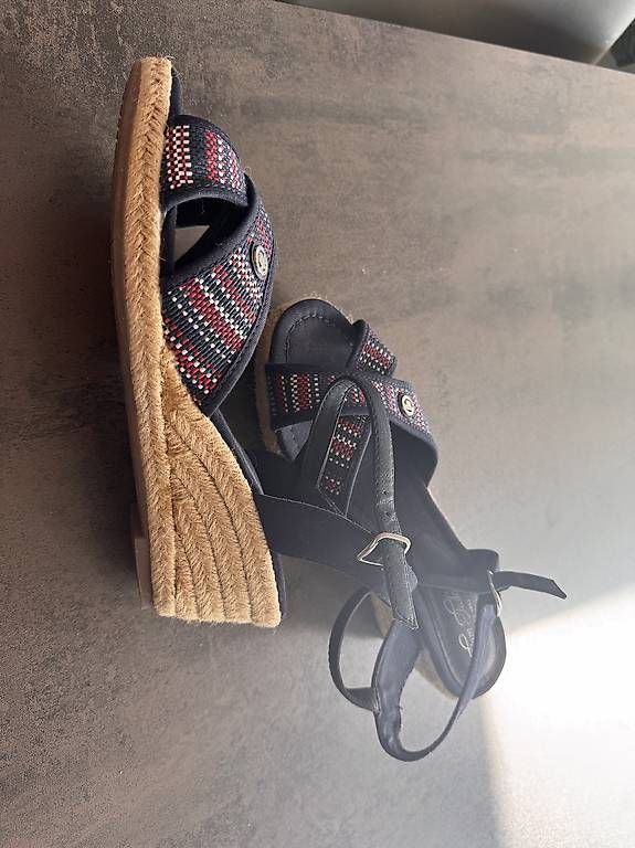 Scarpe da donna: Keilsandale Dunkelblau Gr. 41 – Usato da Wangen SZ venduto da CND1203 1