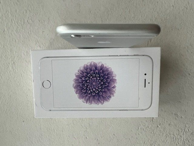 Apple Telefoni cellulari / Smartphones: Iphone 6, 16 GB Batterie 87% – Usato da Wettingen venduto da Muda33 4