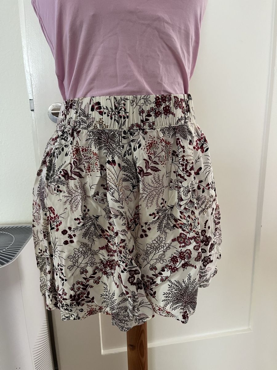 Only Röcke: Sommerrock Blumenmuster Gr. 36 von Only – Gebraucht aus Zürich von Mrstm4 1