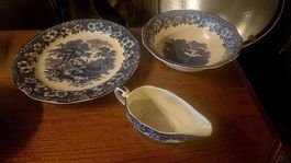 Service de table ancien bleu et blanc  chic!