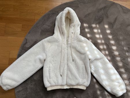 Teddy Jacke Boutique