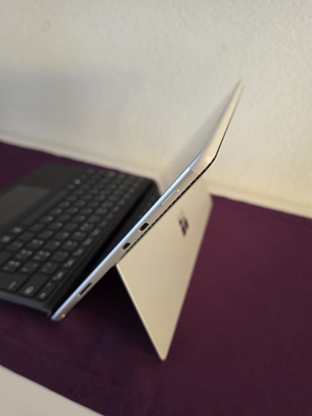 Microsoft Portables: Microsoft Surface Pro 8 ab 1.-- – D'occasion à Gossau ZH par hexe83 3