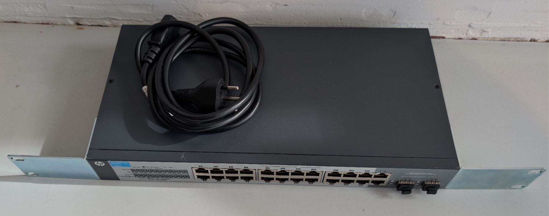 Hewlett Packard Hub & Switch: HP ProCurve 1410-24G Switch – Usato da Dietlikon venduto da ComdatAG