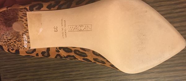 Marc Cain Scarpe da donna: Marc Cain Elegante Pumps Leooptik  Gr 39 – Nuovo e nell'imballaggio originale da Volketswil venduto da praxis12 3