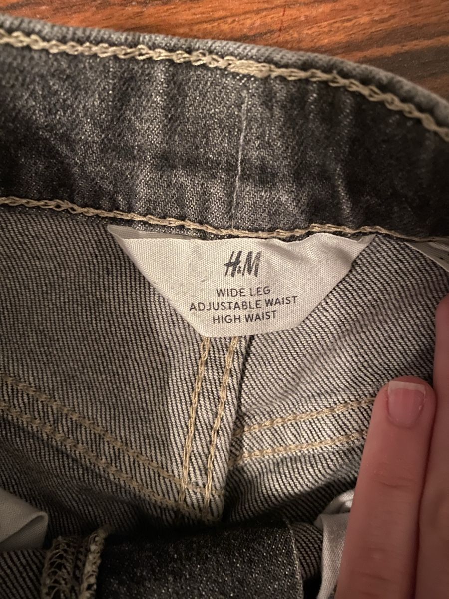 H&M Pantaloni: Graue Baggy Jeanshose – Nuovo (secondo la descrizione) da Gretzenbach venduto da Lina.67 2