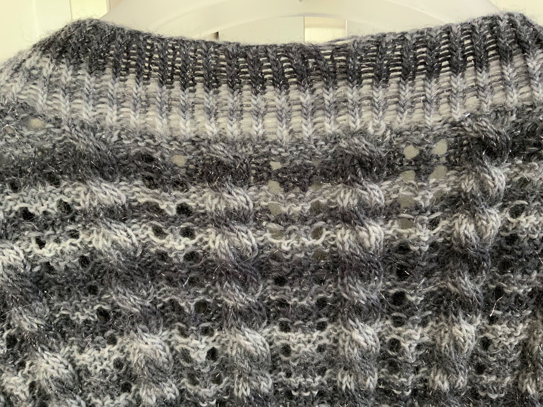 Maglioni & Felpe: Pullover handgestrickt – Nuovo e nell'imballaggio originale da Kreuzlingen venduto da son_8cwm 4