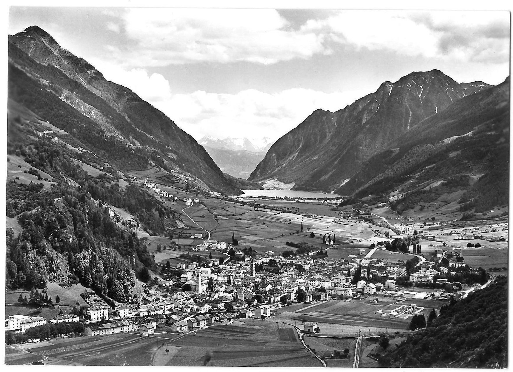 Cartoline postali: Poschiavo Gesamtansicht – Usato da Olten venduto da clotaldi