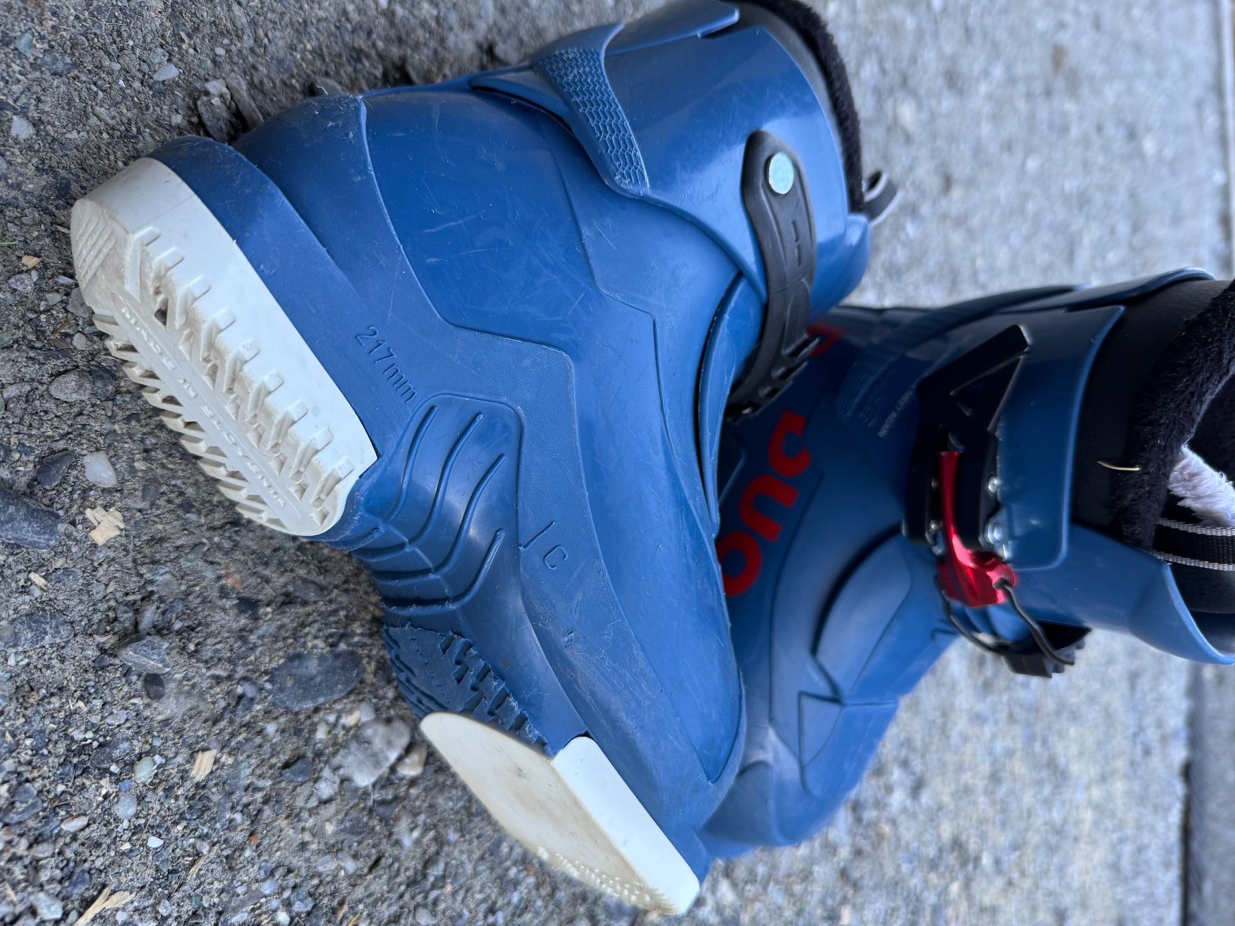 Alpina Scarpe per ragazzi: Kinderskischuh Alpina duo 17.5 – Usato da Trin Mulin venduto da wls 2