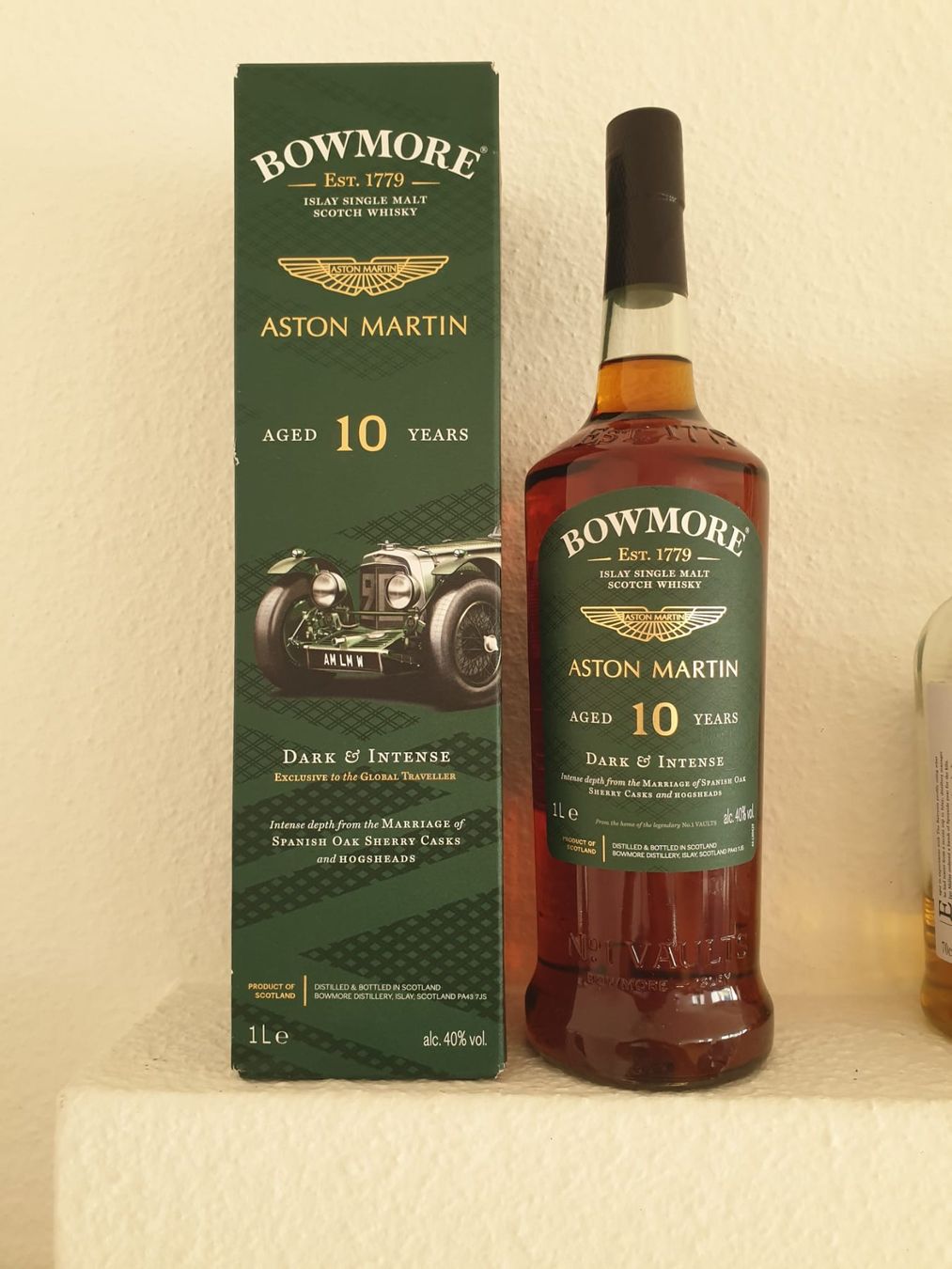 Bowmore Bevande alcoliche: Bowmore Aston Martin 10y 1L – Nuovo e nell'imballaggio originale da Langnau am Albis venduto da jer_pm72