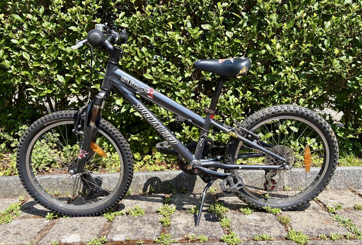 Specialized Biciclette: Specialized Hotrock Kindervelo / Kinderfahrrad – Usato da Horgen venduto da mph3000