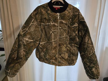 Supreme Zip-Off Sleeve Quilted Bomber Jacket Gr. M FW25