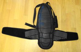 Rückenprotektor Dainese schwarz Gr. M Länge 68 cm.