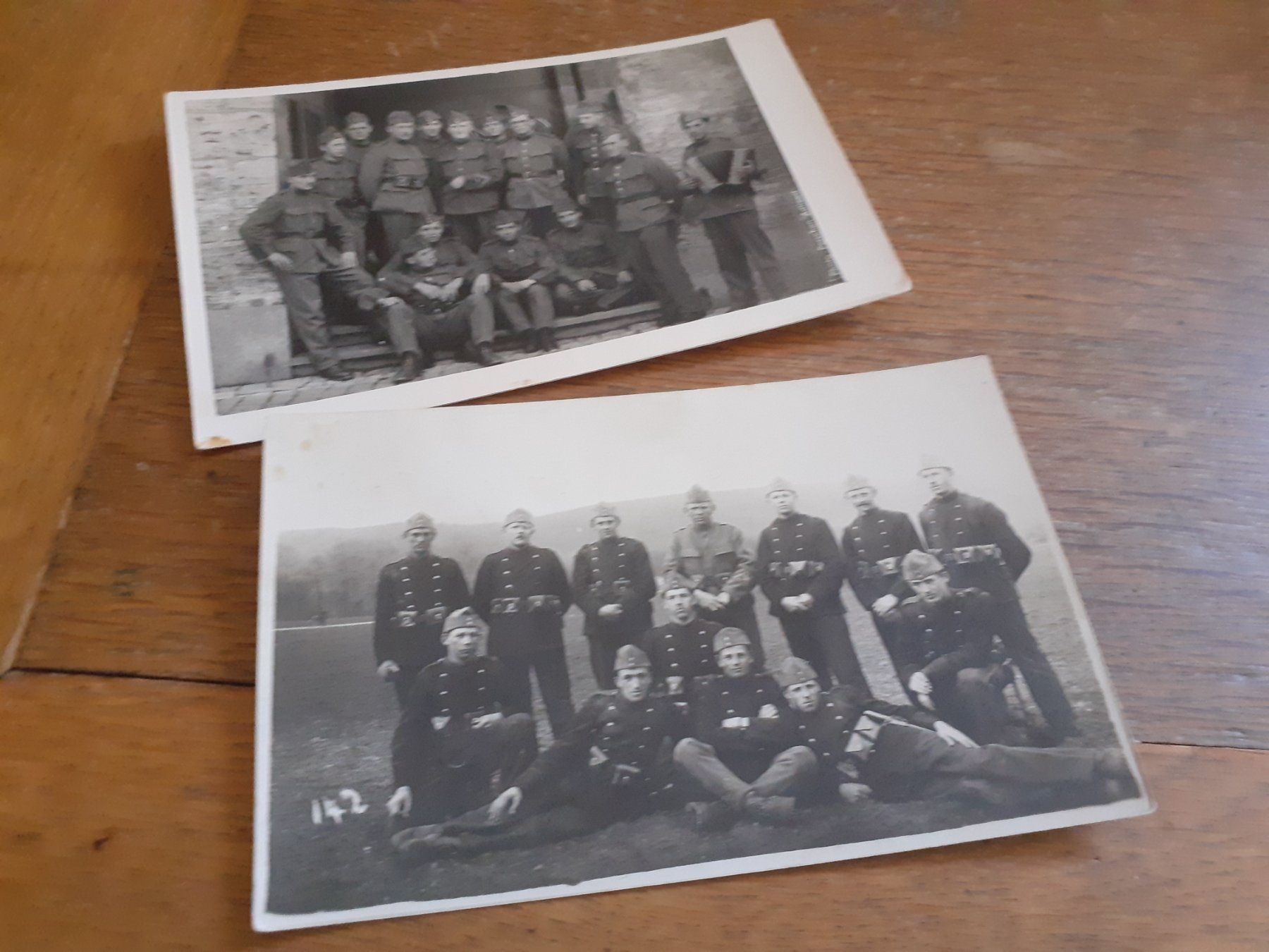 Foto & Immagini: MILITAER - KOMPANIE i POSE - SOLDATE - KAMERADE – Usato da Winterthur venduto da Ornyx7