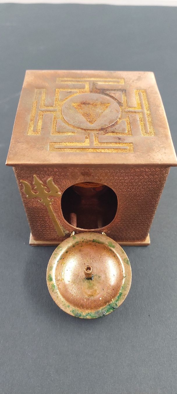Bücher: Linga Bhairavi Gudi Miniaturtempel – Gebraucht aus Dielsdorf von anabur 1