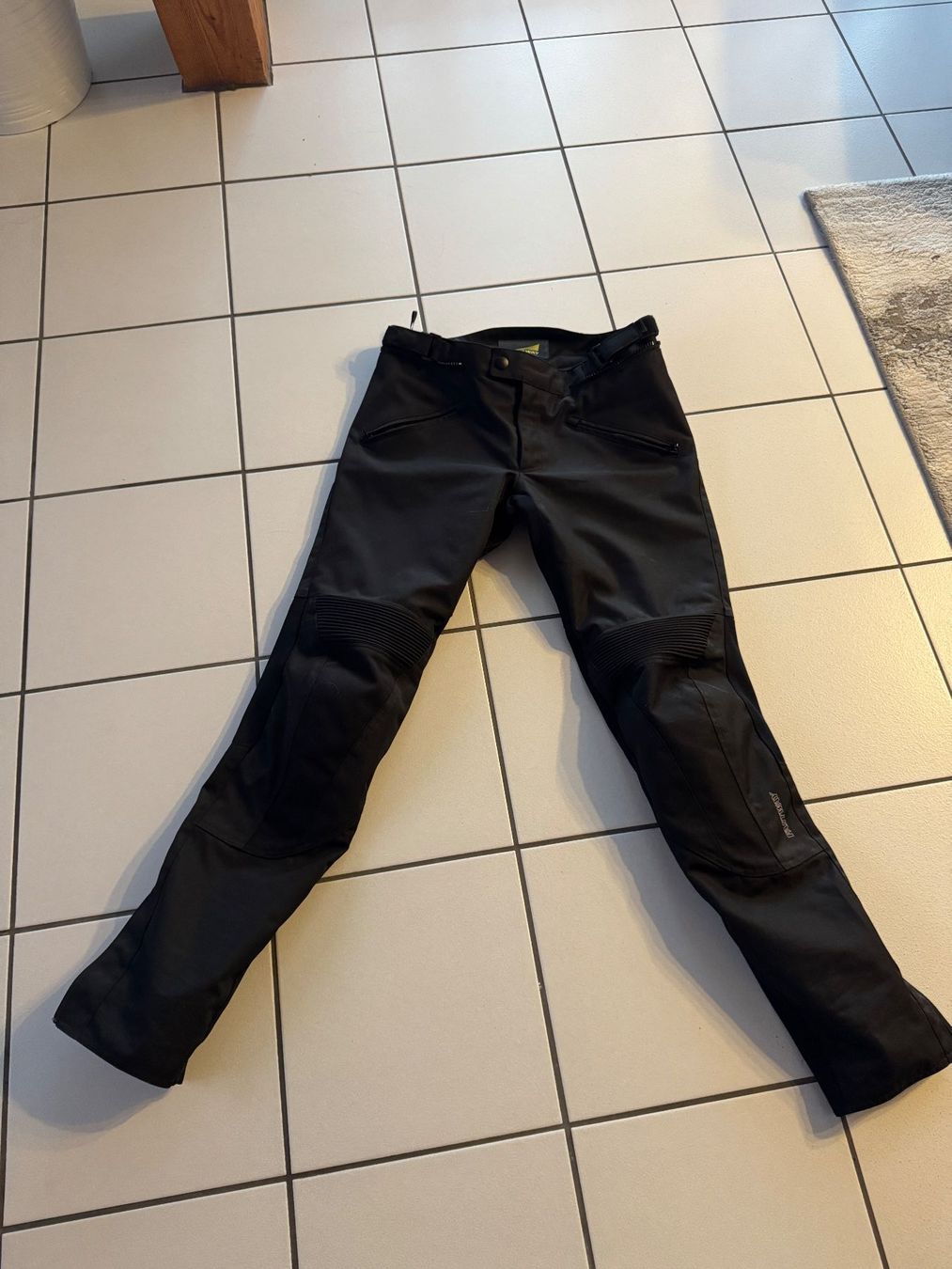 Hosen: FASTWAY T-2205 Motorrad-Textilhose – Gebraucht aus Biel-Benken BL von Wrayson 1