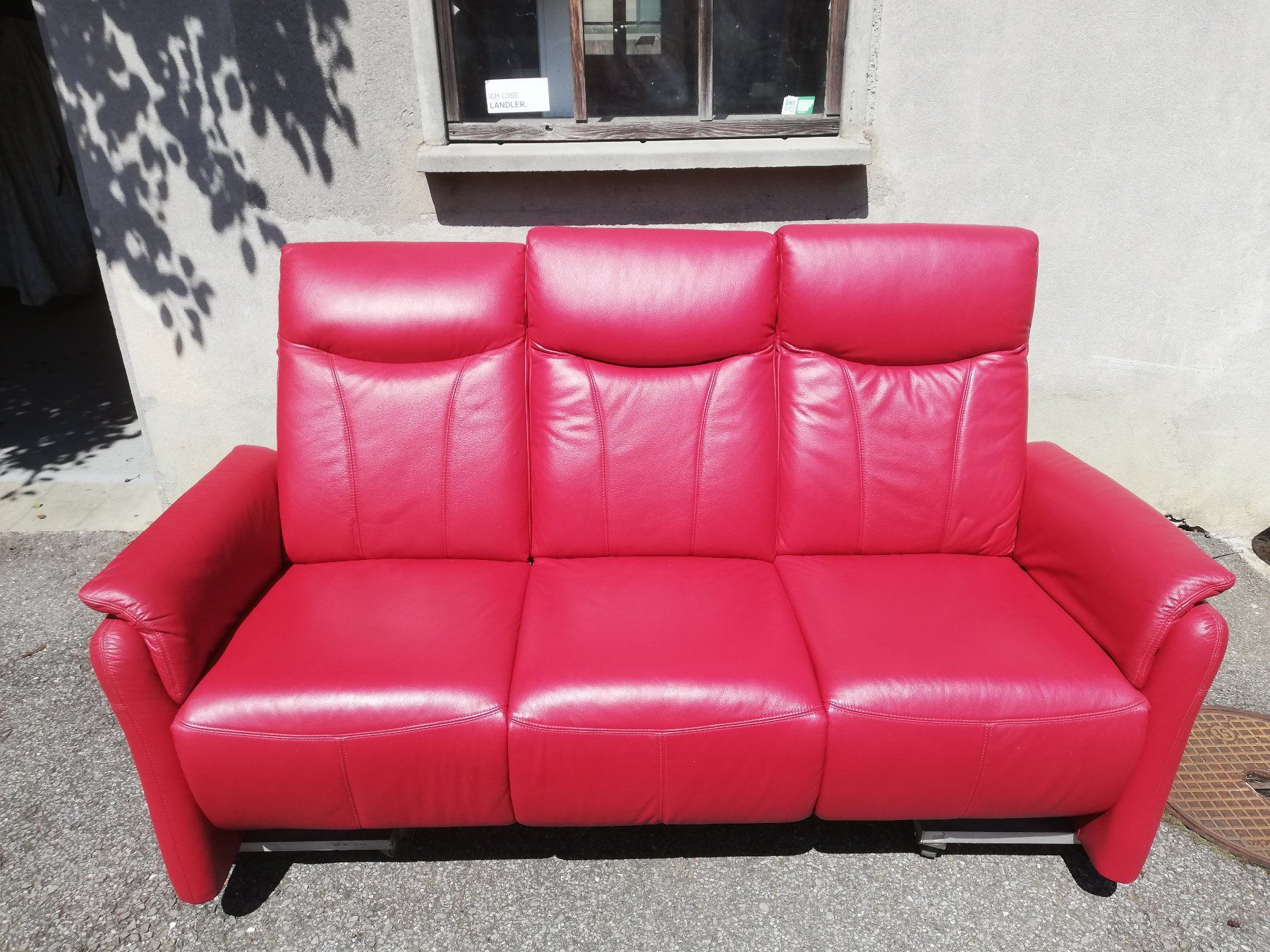 Divani: Sofa Echtleder – Usato da Dallenwil venduto da Fmsarl
